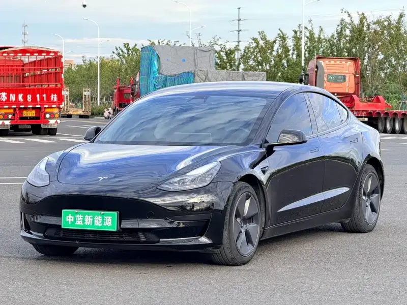 Tesla Model 3, 2023