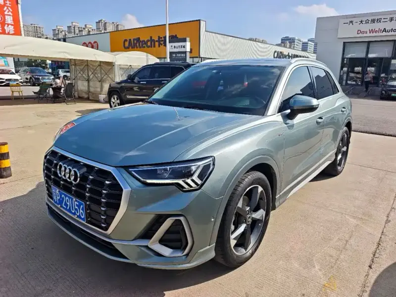 Audi Q3, 2022
