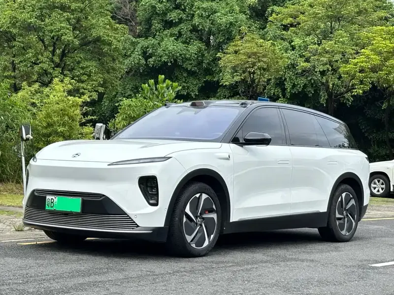 NIO ES8, 2024