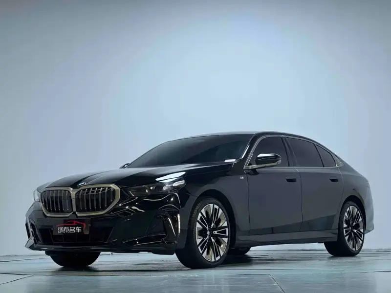 BMW 5 Series, 2024