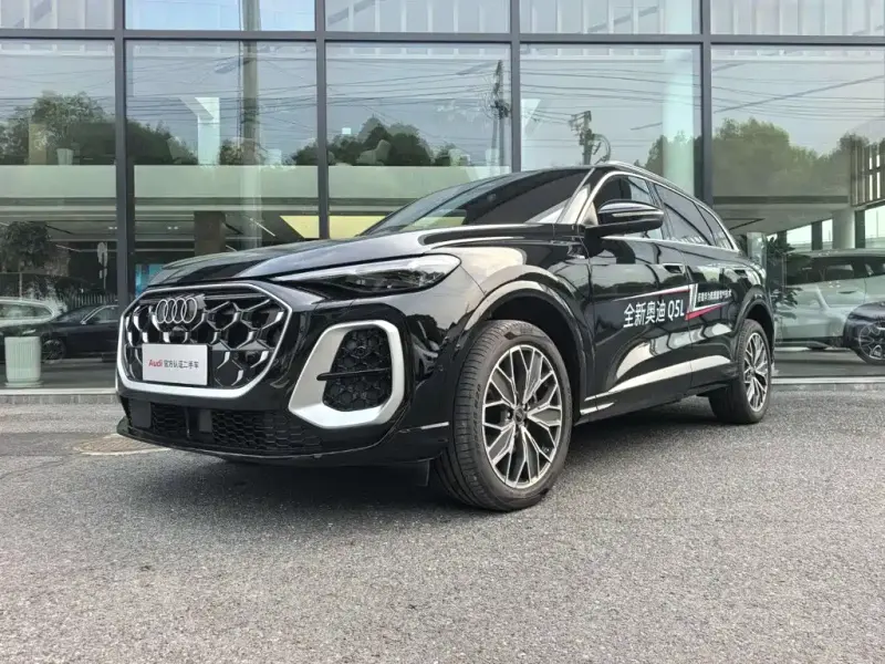 Audi Q5L, 2025