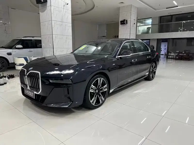BMW 7 Series, 2023