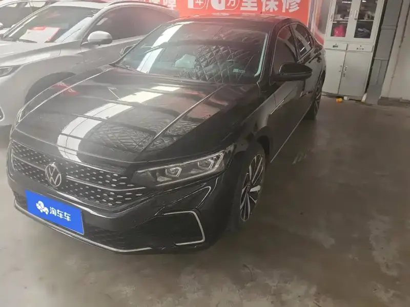 Volkswagen Passat, 2022
