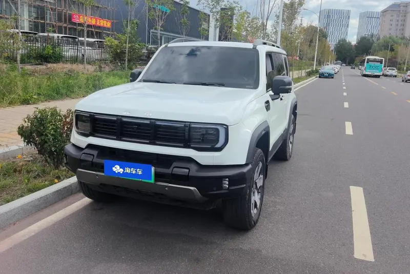 Beijing Off-Road BJ40 EREV, 2025