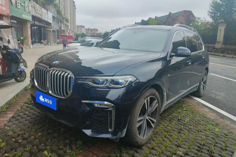 BMW X7, 2022