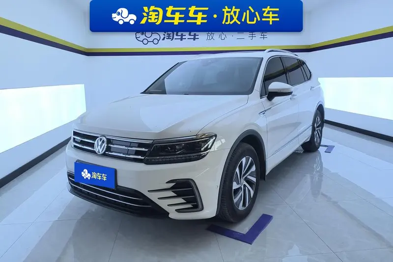Volkswagen Tiguan L PHEV 430PHEV PHEV Hybrid Flagship Edition, 2020 — фото 1
