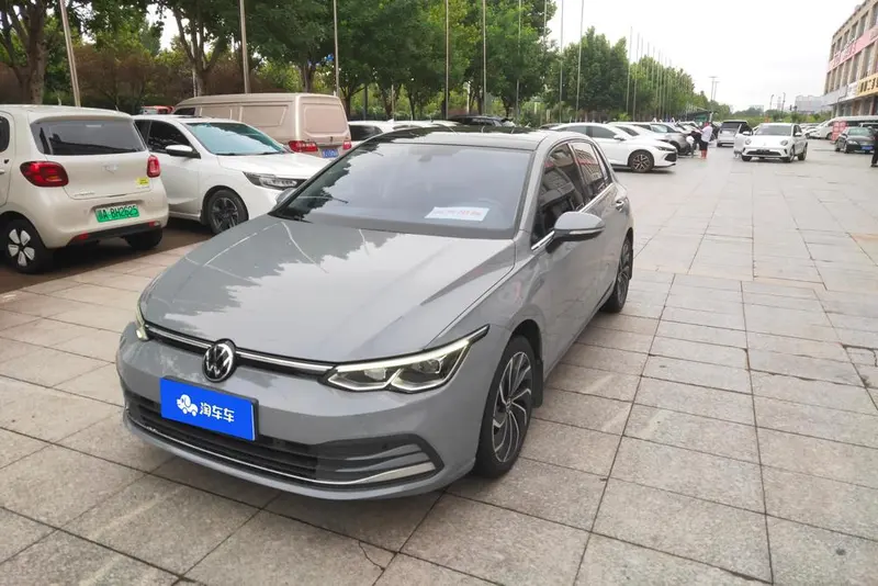 Volkswagen Golf, 2021