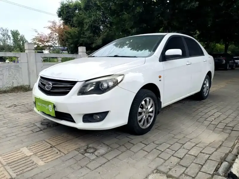 BYD L3, 2015