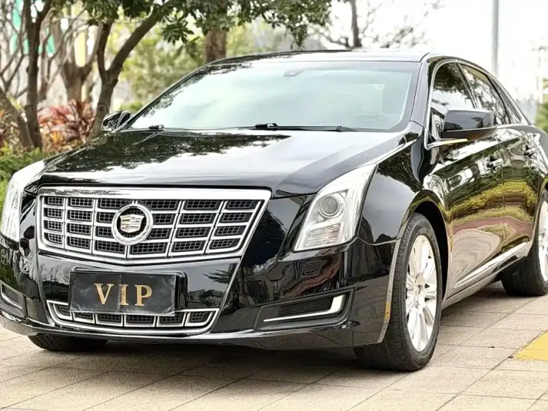 Cadillac XTS, 2013