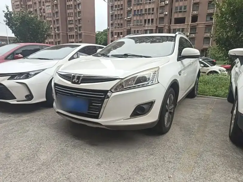 Luxgen U6 6 SUV 2014 версия 1.8T Стиль, 2014 — фото 1