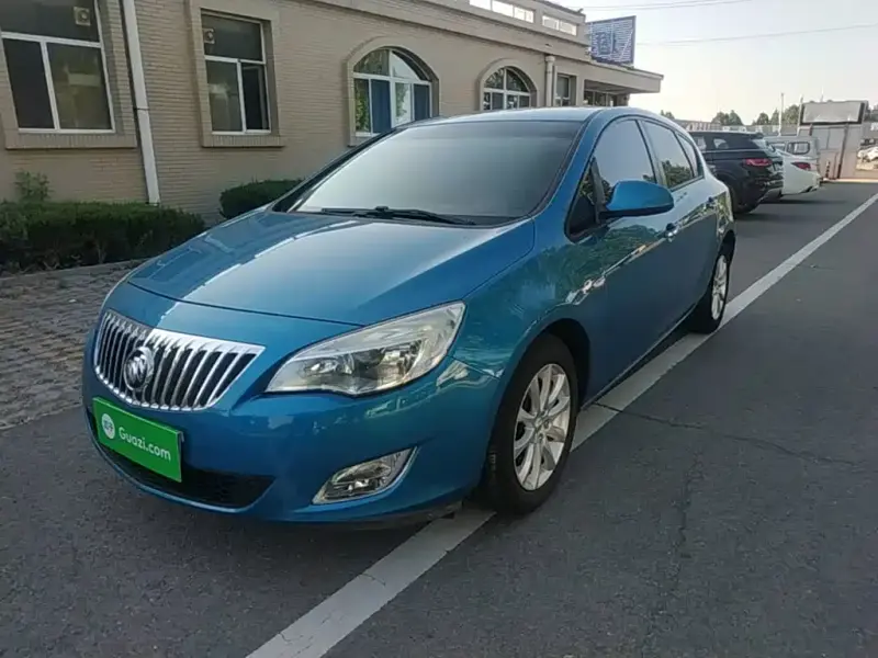 Buick Excelle, 2015
