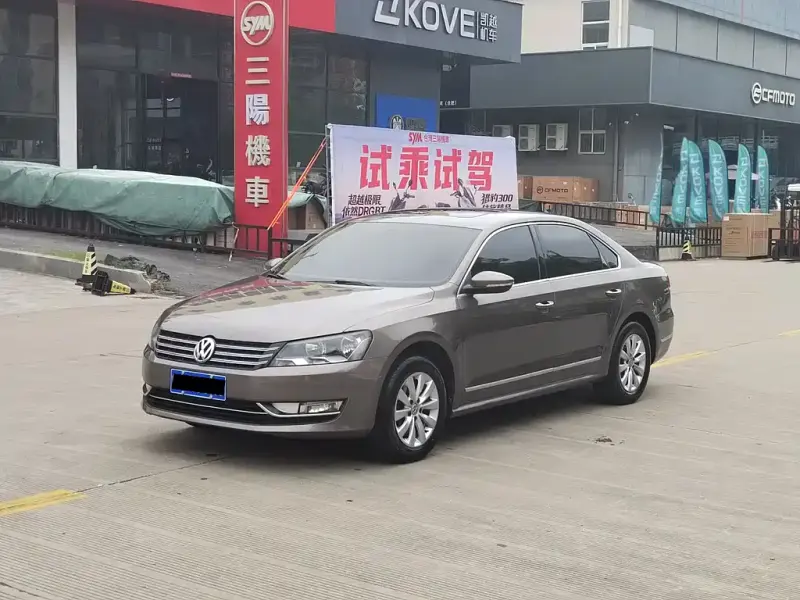 Volkswagen Passat, 2011