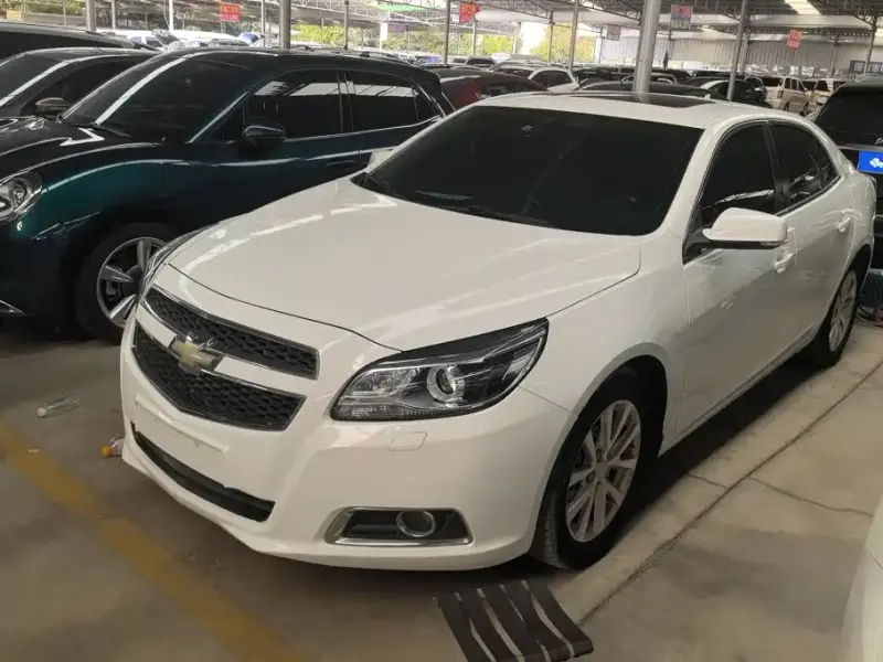 Chevrolet Malibu, 2015