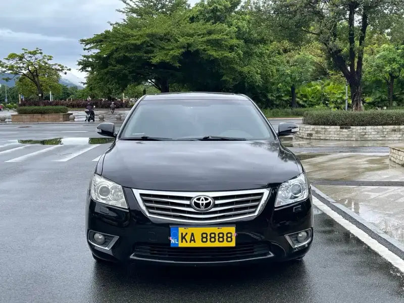 Toyota Camry, 2010