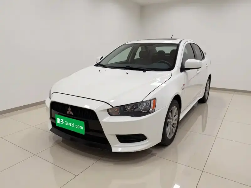 Mitsubishi Lancer EX, 2015