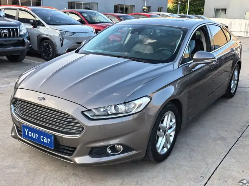 Ford Mondeo Ford Mondeo 2013 1.5L GTDi180 Fashion Type, 2015 — фото 1
