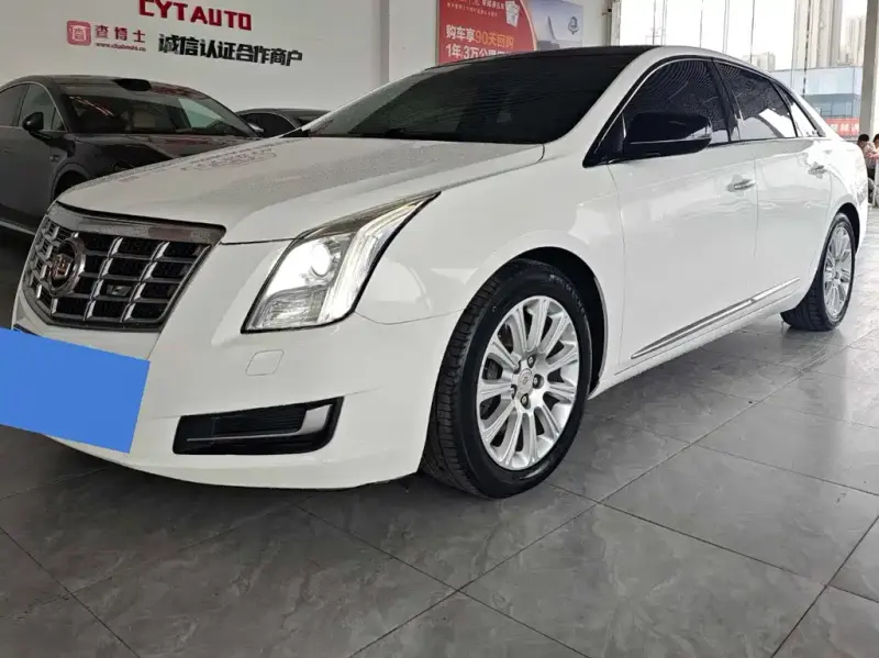 Cadillac XTS, 2015
