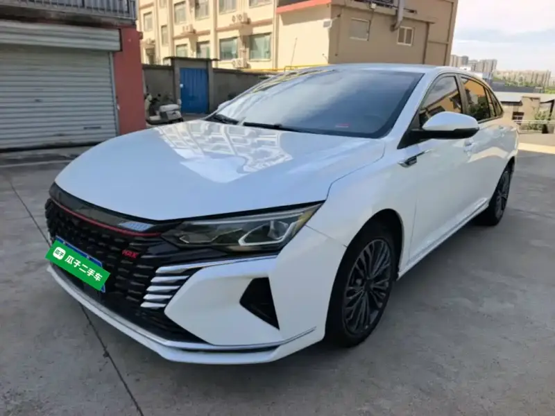 Aeolus MAX Dongfeng Yixuan MAX 2021 1.5T Super Type Dad Edition, 2022 — фото 1