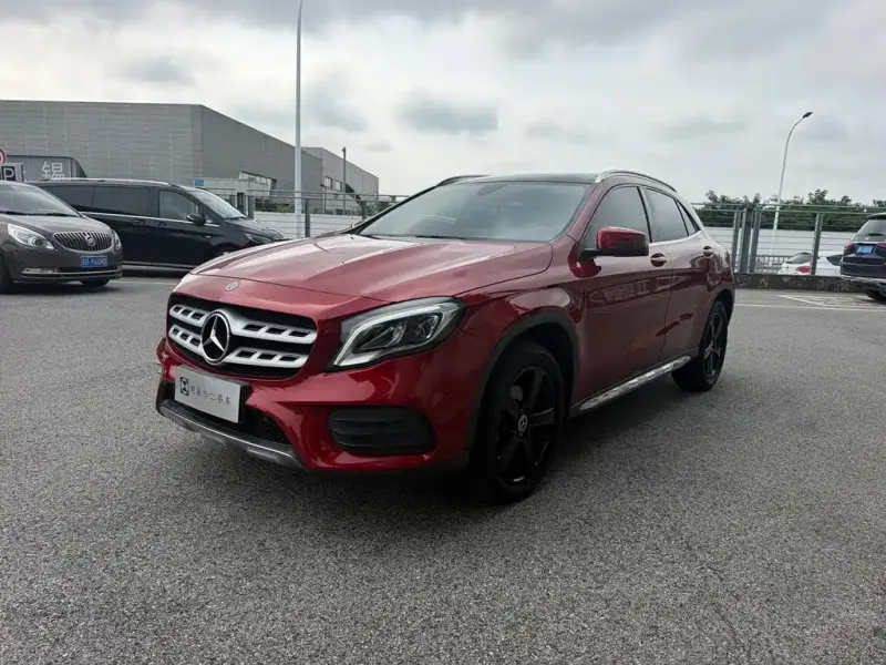Mercedes-Benz GLA, 2019