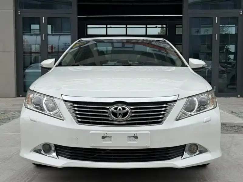Toyota Camry, 2013