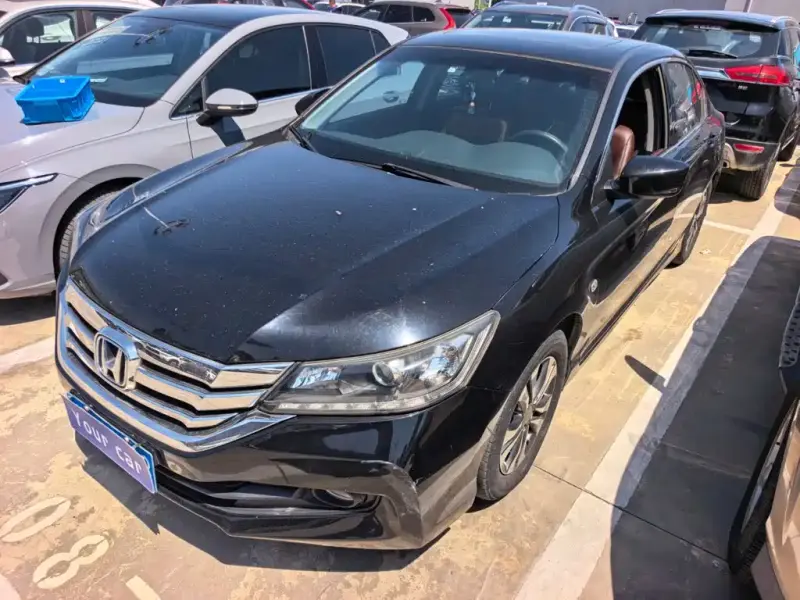 Honda Accord, 2015