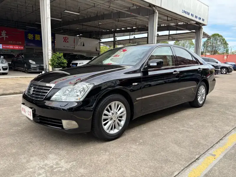 Toyota Crown, 2008