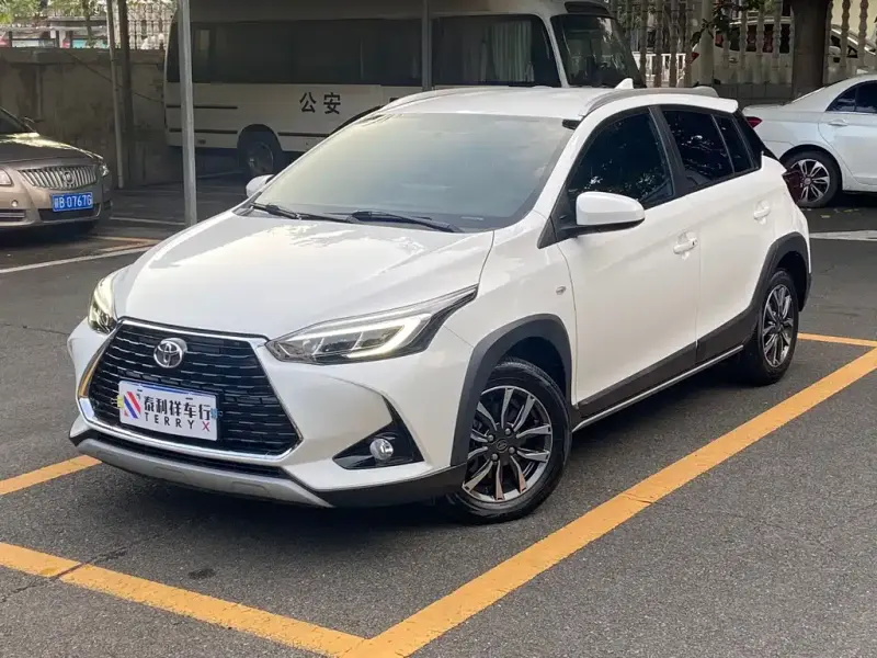 Toyota Yaris L, 2023
