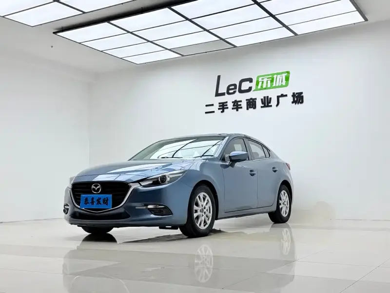 Mazda 3 Axela, 2018