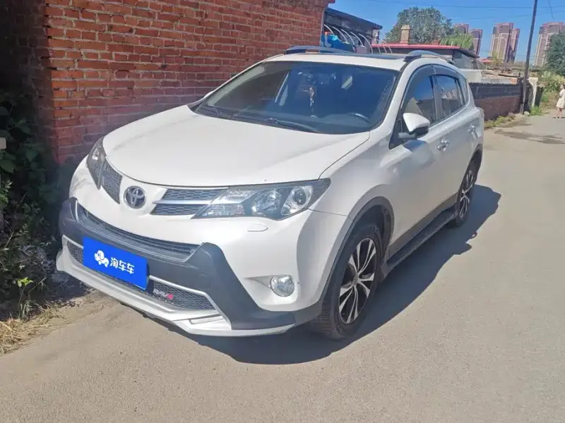 Toyota RAV4, 2014