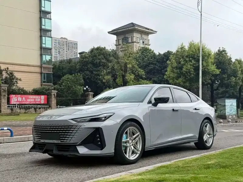 Changan UNI-V, 2022