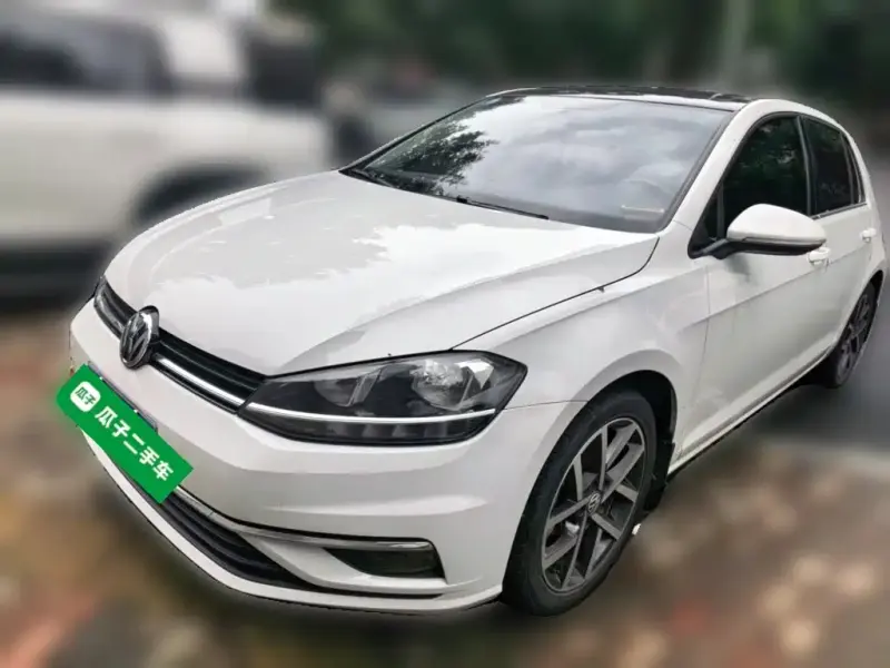 Volkswagen Golf, 2020