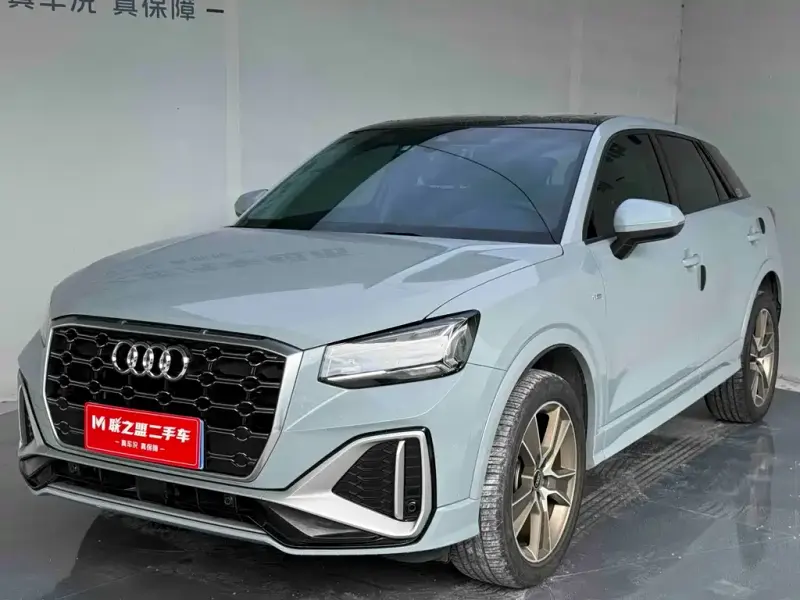 Audi Q2L, 2022