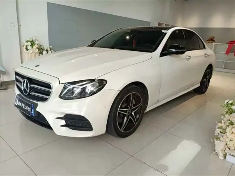 Mercedes-Benz E-Class (Import) Mercedes-Benz E-Class( Import ) 2019 E 200 Sport Type, 2019 — фото 1