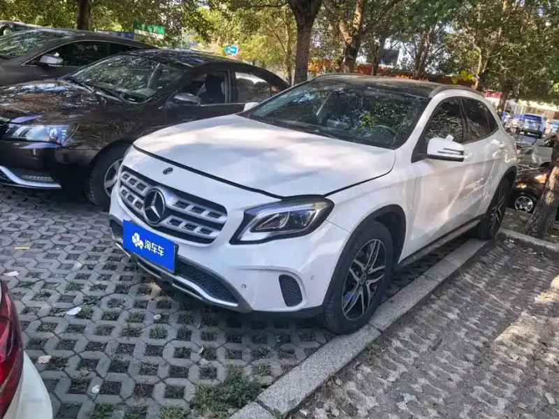 Mercedes-Benz GLA, 2018