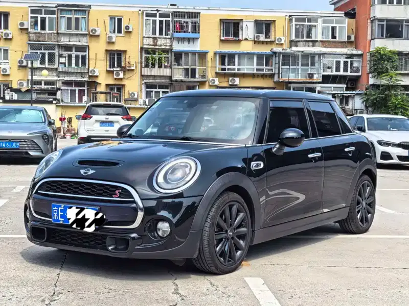 MINI Mini, 2016