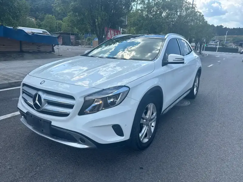 Mercedes-Benz GLA, 2016