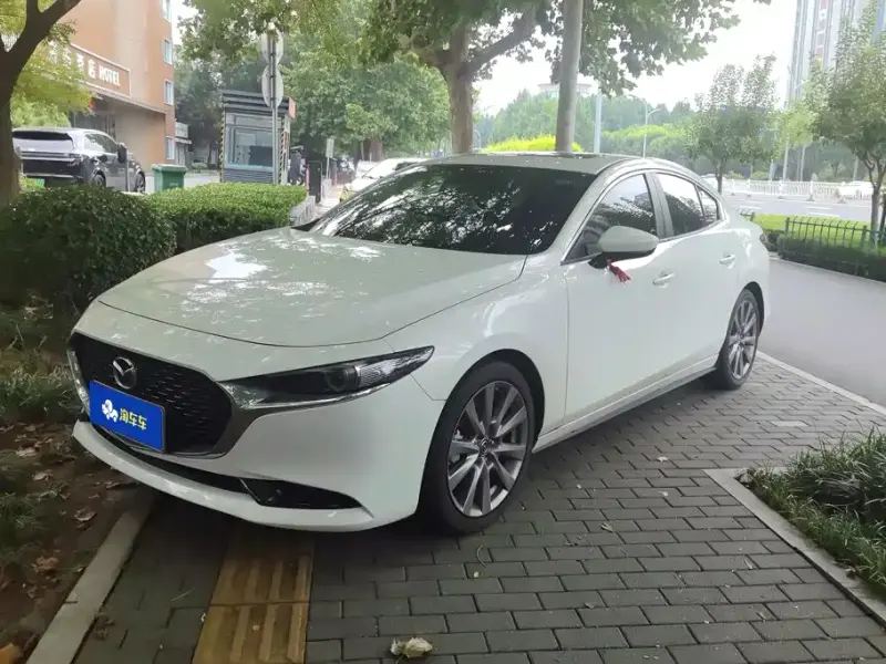 Mazda 3 Axela, 2023