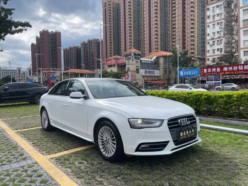 Audi A4L, 2015