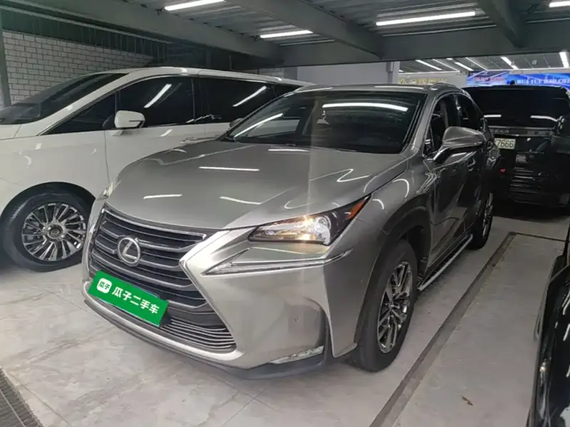 Lexus NX, 2015