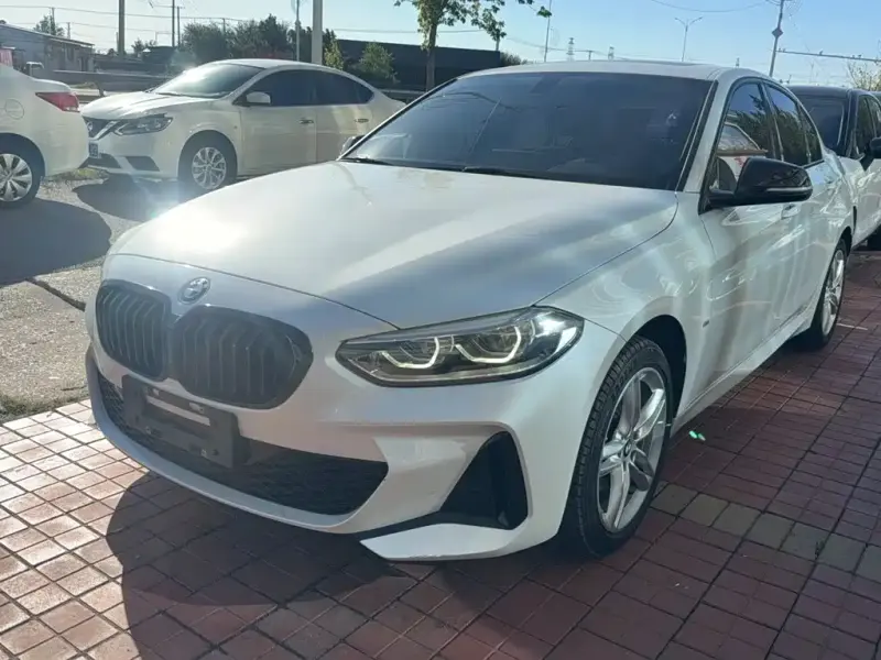 BMW 1 Series, 2021