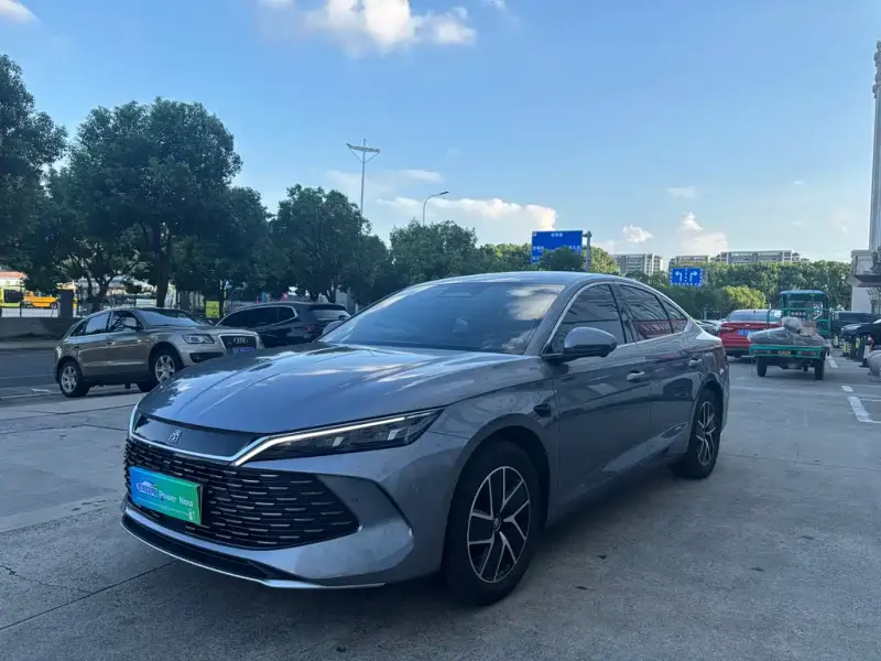 BYD Qin L, 2025
