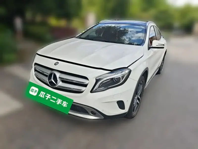 Mercedes-Benz GLA, 2016
