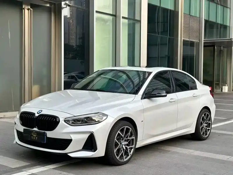 BMW 1 Series, 2020