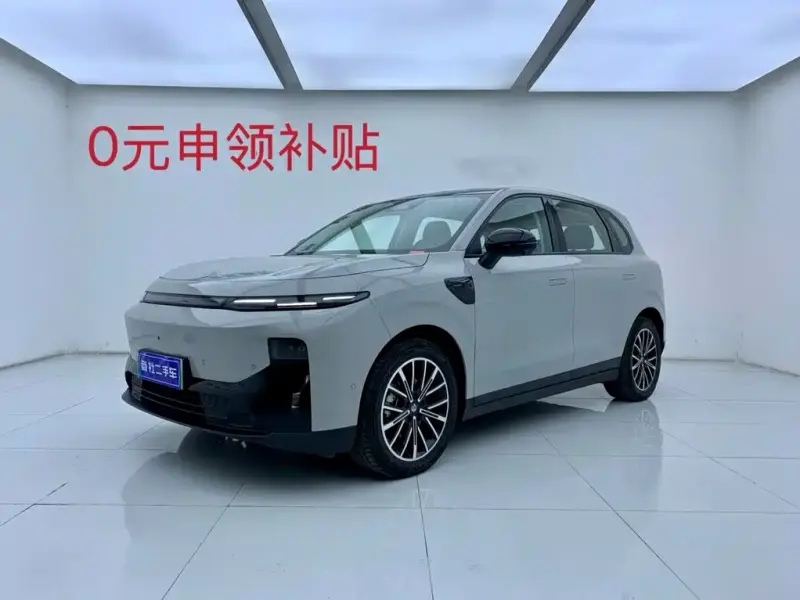 Leapmotor B10, 2025
