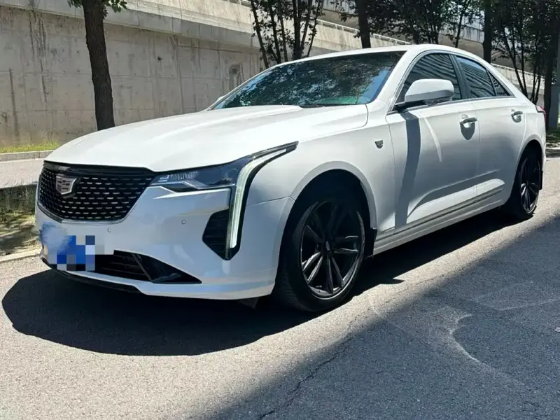 Cadillac CT4, 2022