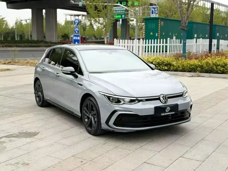 Volkswagen Golf, 2021