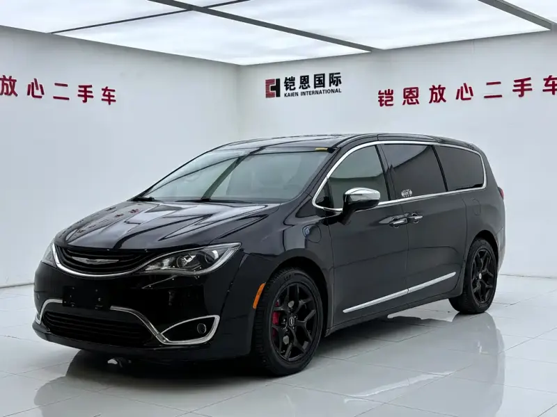 Chrysler Grand Voyager PHEV (Import), 2020