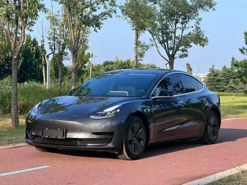 Tesla Model 3, 2020