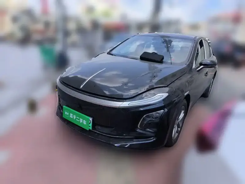 Hongqi E-QM5, 2026