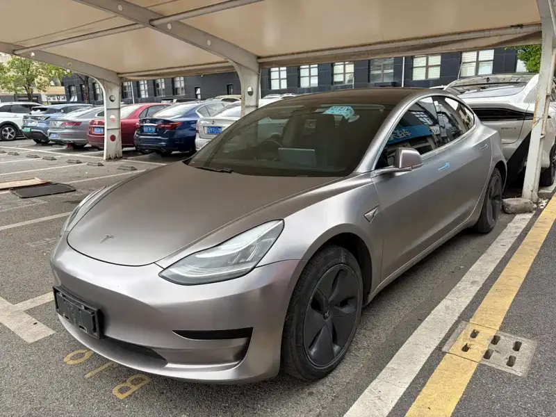 Tesla Model 3, 2020